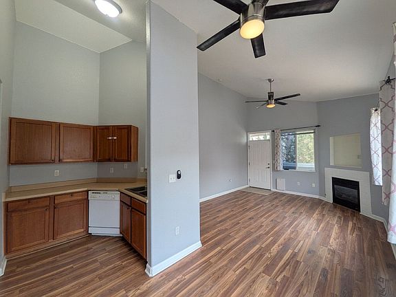 3rd image of 1049 S Walden Way APT 259