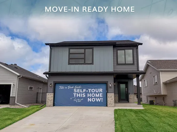 7889 Cottonwood Blvd, Horace, ND 58047