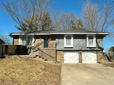 417 NE Lee Dr, Blue Springs, MO, 64014