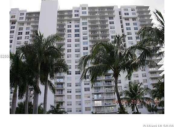 3rd image of 2801 NE 183rd St APT 403