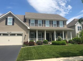 38W582 McQuire Pl, Geneva, IL 60134