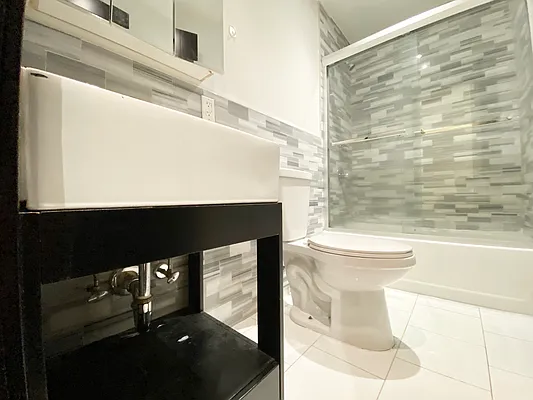 Rented by Voro NYC | media 15