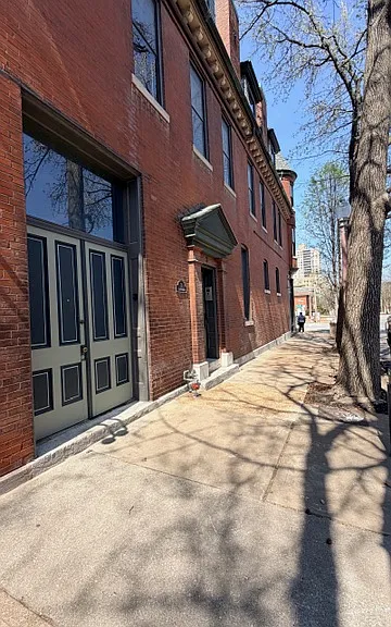 4400 Laclede Ave #3 — Photo 33