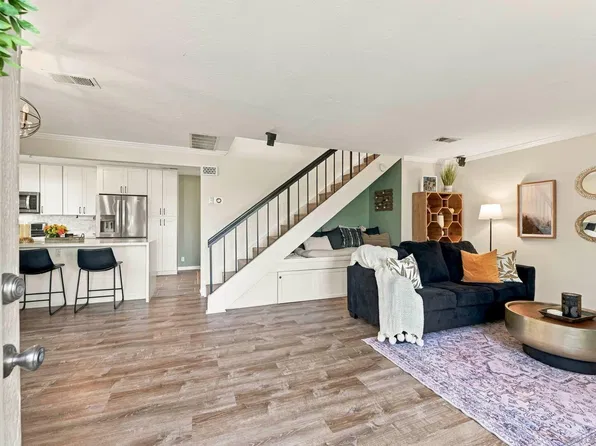13367 Birch Tree Ln, Poway, CA 92064
