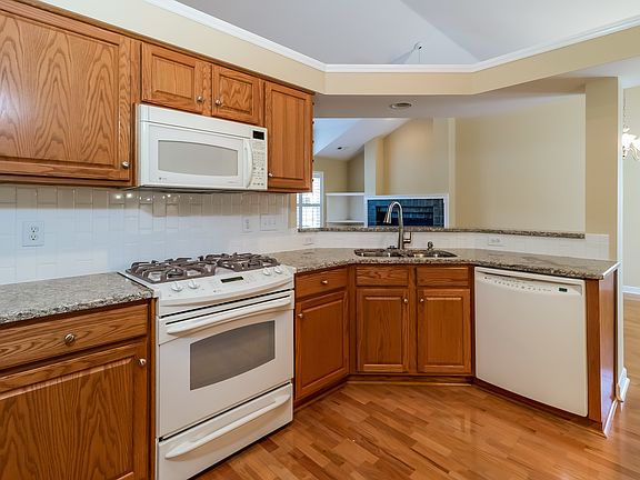 3rd image of 9132 Mitchell Glen Dr