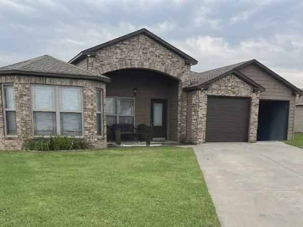 200 Gavin Dr, Paragould, AR 72450