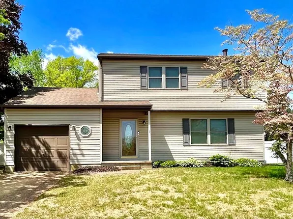 3 Midili Dr, Waterford Works, NJ 08089