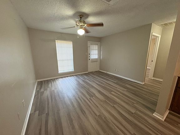 3rd image of 58 Fern Ct