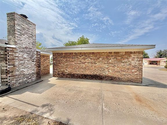 4th image of 231 Circle Dr