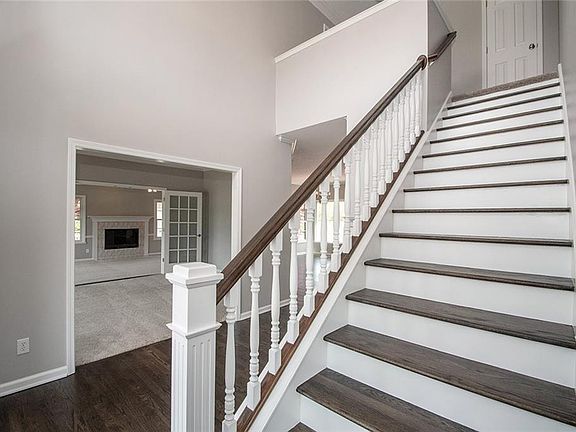 5th image of 7431 River Highlands Dr