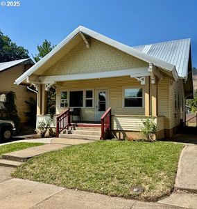 2106 Cedar St, La Grande, OR, 97850