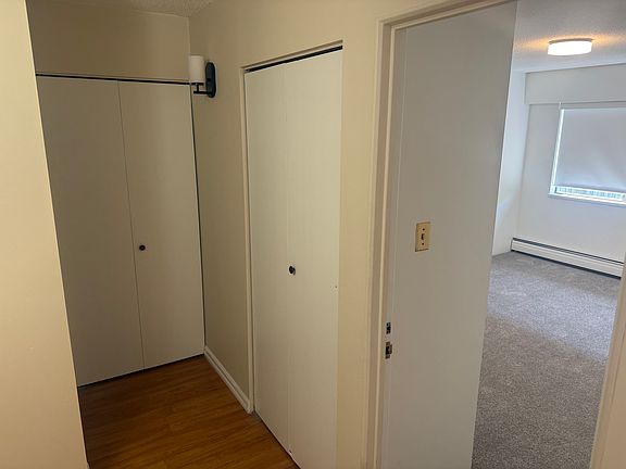 2nd image of 122 E 18th St #202