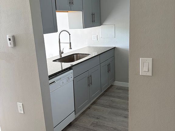 4th image of 3431 Stover St APT E512
