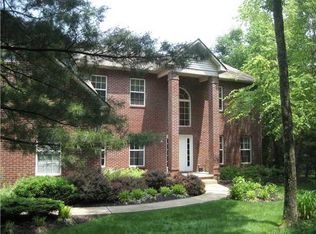 11506 Cedar Creek Dr, Canal Winchester, OH 43110