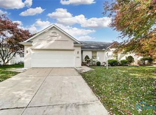 5866 Live Oak Dr, Toledo, OH