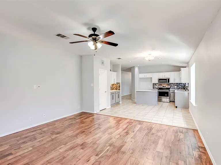 309 Riverine Way — Photo 9