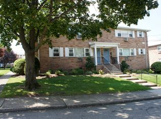 2-30 Virginia Dr APT 230B-B, Fair Lawn, NJ 07410