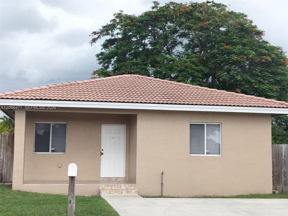 4th image of 11705 SW 184th St