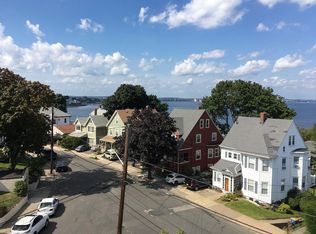 79 Cliff Ave APT 4, Winthrop, MA 02152