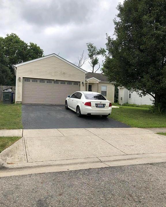 2nd image of 1415 Costigan Rd