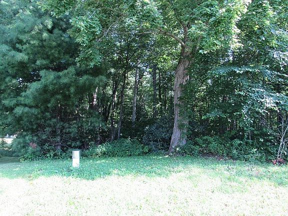 2nd image of Balsam Ln