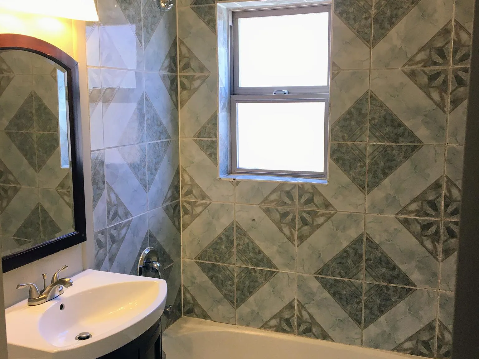 2 bed, 625 sqft, $1,845 — Photo 2