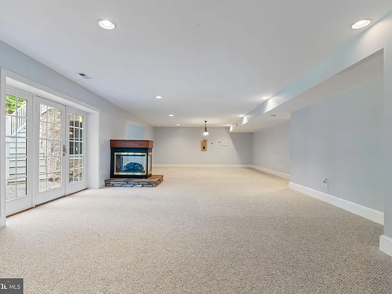 45105 Mill Creek Way — Photo 63