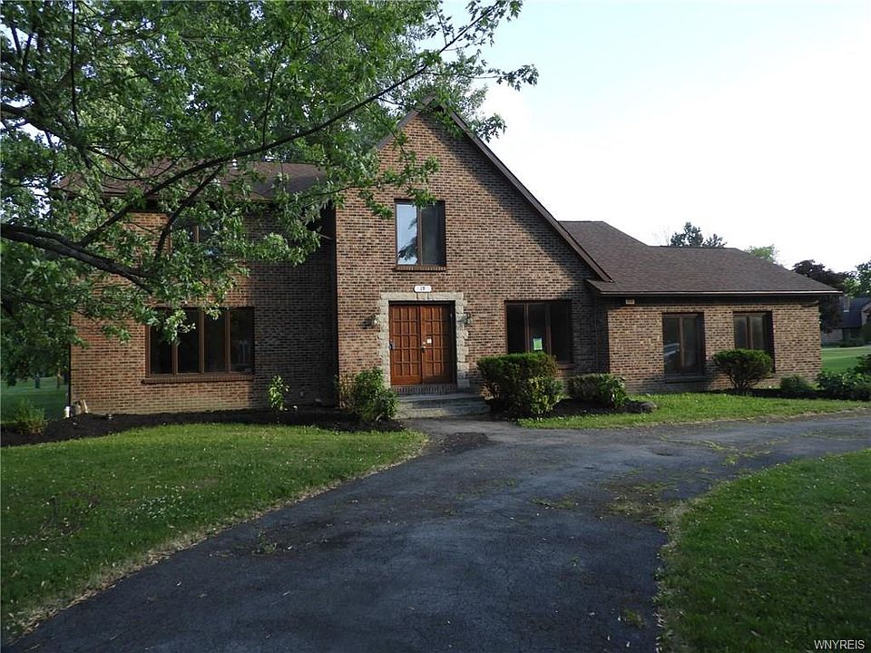 1st image of 19 Timberlane Dr