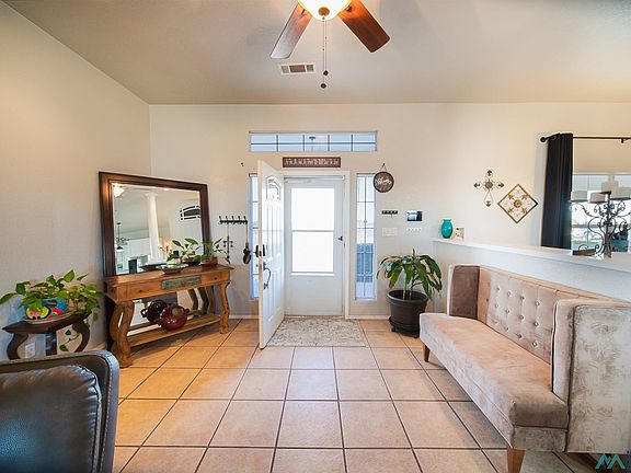 4th image of 2203 Miller Rd