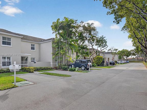 2nd image of 7110 SW 54th St