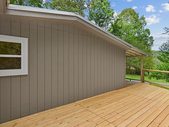4th image of 315 Owltown Farm Dr