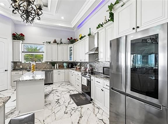 5th image of 4069 E Marina Villa Dr