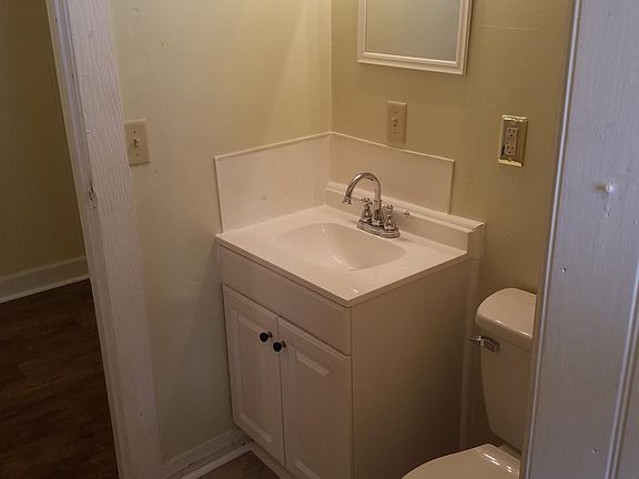 5th image of 511 Elizabeth St #2