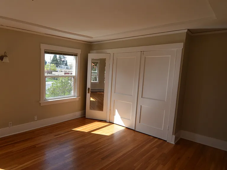 1402 Earnest S Brazill St #C — Photo 1