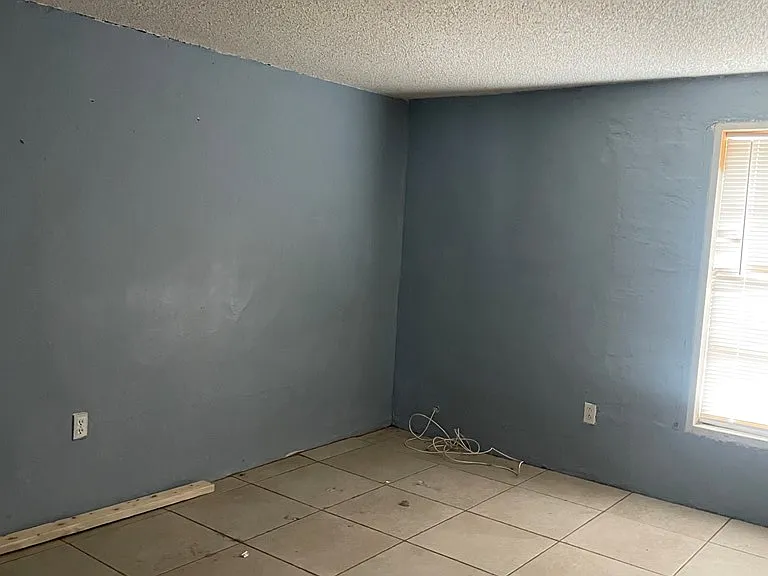 3222 Yucca Loop — Photo 10