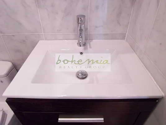 Rented by Bohemia Realty Group | media 48