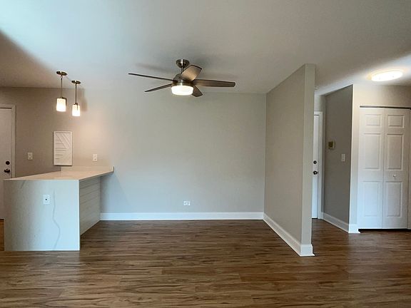 4th image of 9562 Park Ln APT 1D