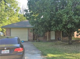 604 Cherry St, Sanger, TX 76266