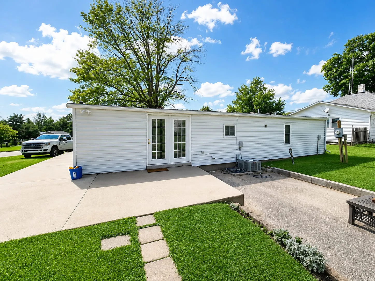 2 bed, 1104 sqft, $1,050 — Photo 3
