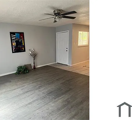 2330 Liberty St #1 — Photo 7