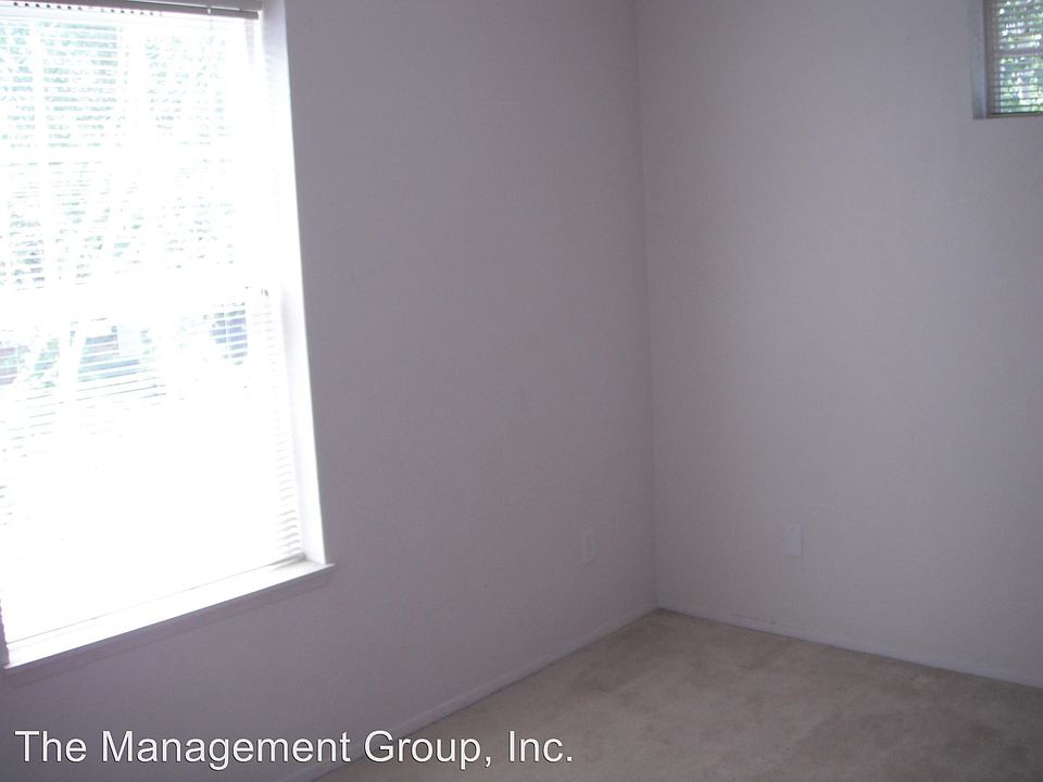 1st image of 4701 NE 77th Ave APT 9C