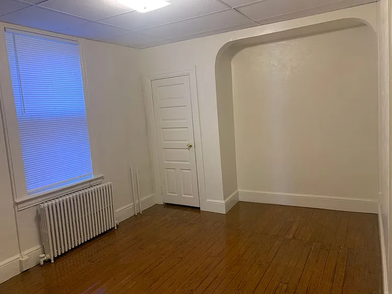 625 E Market St #2 — Photo 4