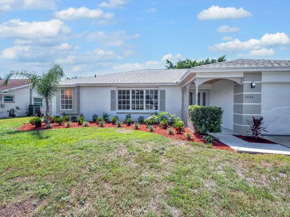 2432 SE Floresta Drive, Port St Lucie, FL 34984