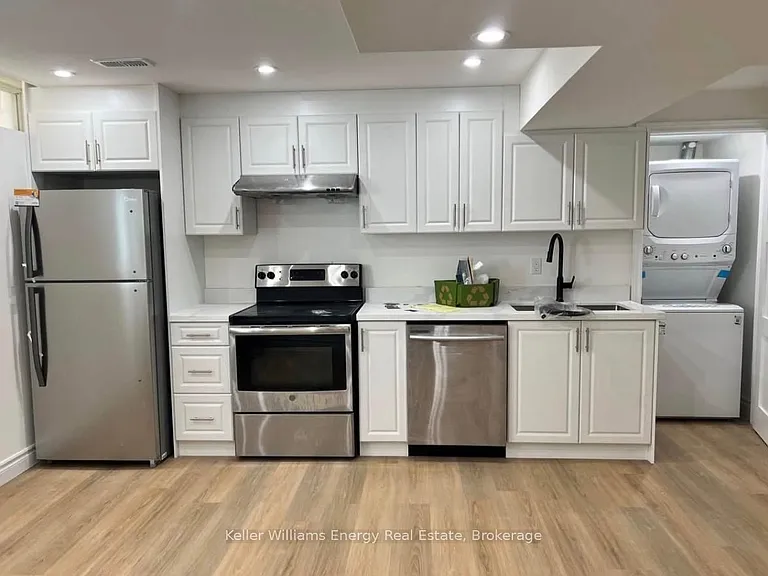 163 William Fair Dr — Photo 10