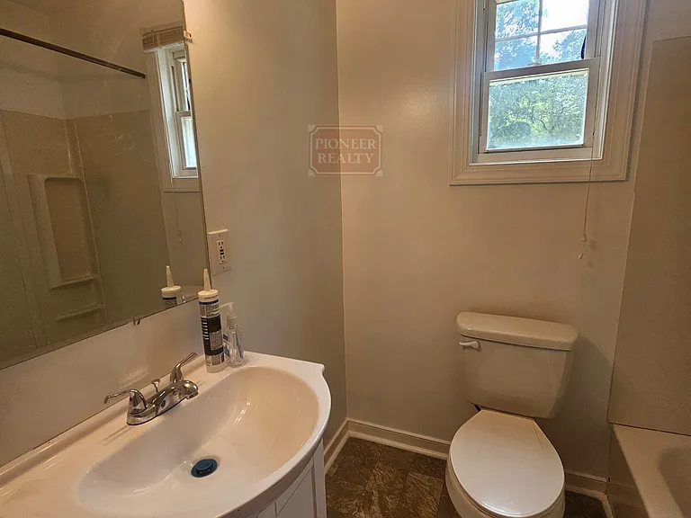 316 Brandon Rd — Photo 11