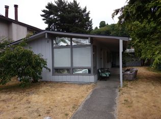 2540 56th Ave SW, Seattle, WA 98116