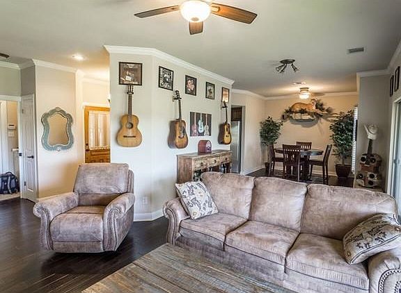 3rd image of 2203 Onion Creek Pkwy Unit 19