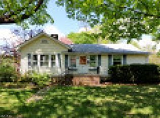 3 Hathaway Rd, Morris Plains, NJ 07950