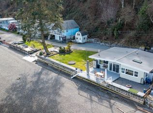 3187 Shoreline Drive, Camano Island, WA