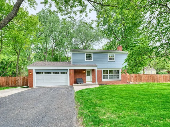 205 Idaho Ave N, Golden Valley, MN 55427